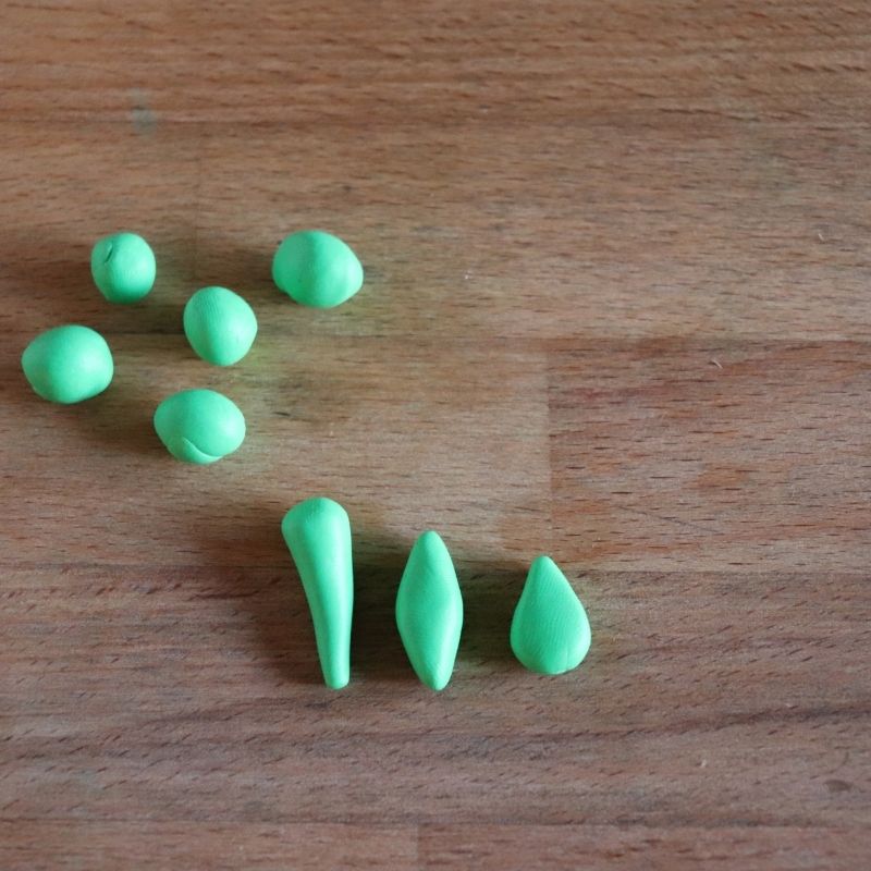 different shapes for a clay craft